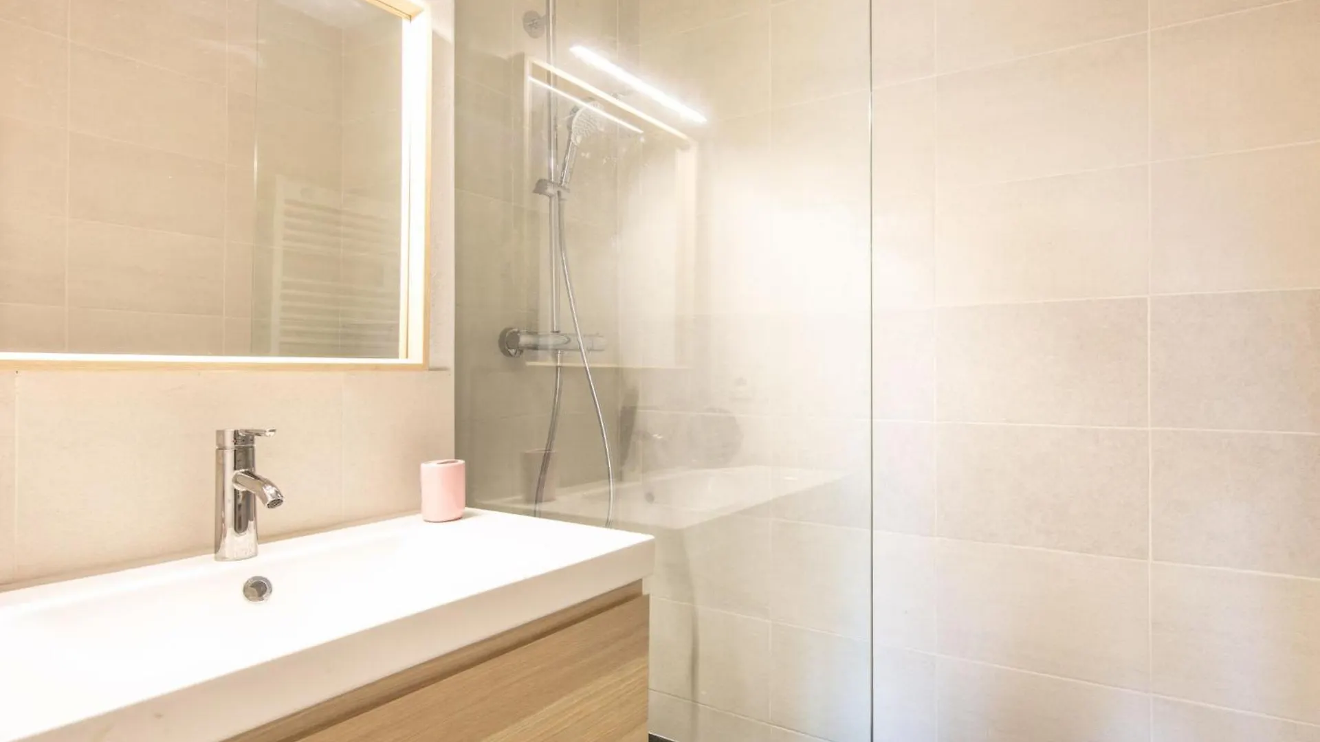Apartment Les Tetras By Interhome Saint-Sorlin-d'Arves